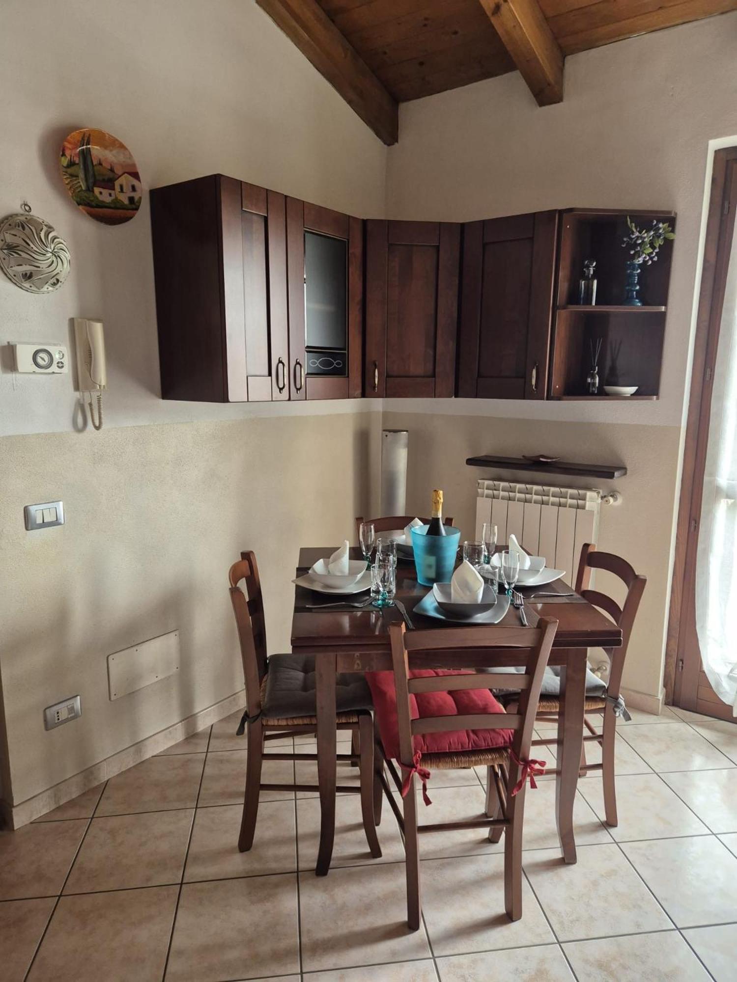 Nonnos Panorama Apartment Nizza Monferrato Luaran gambar