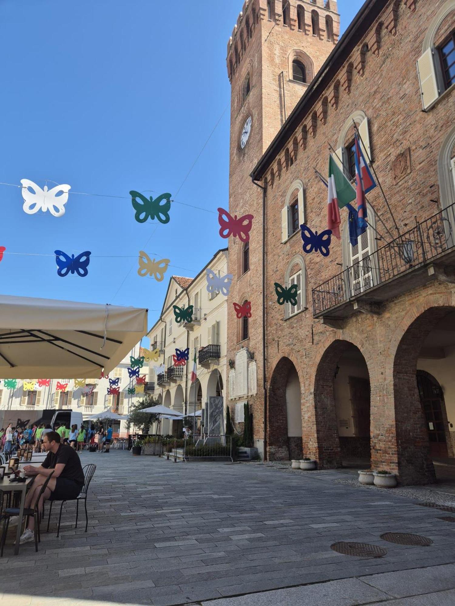Nonnos Panorama Apartment Nizza Monferrato Luaran gambar