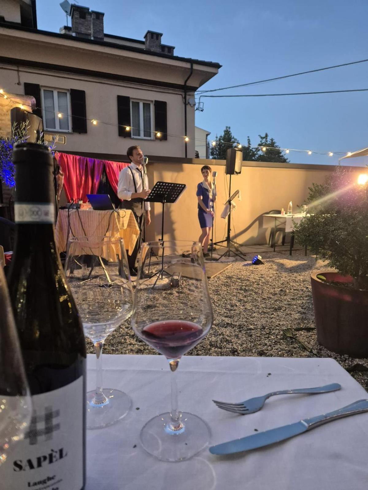 Nonnos Panorama Apartment Nizza Monferrato Luaran gambar