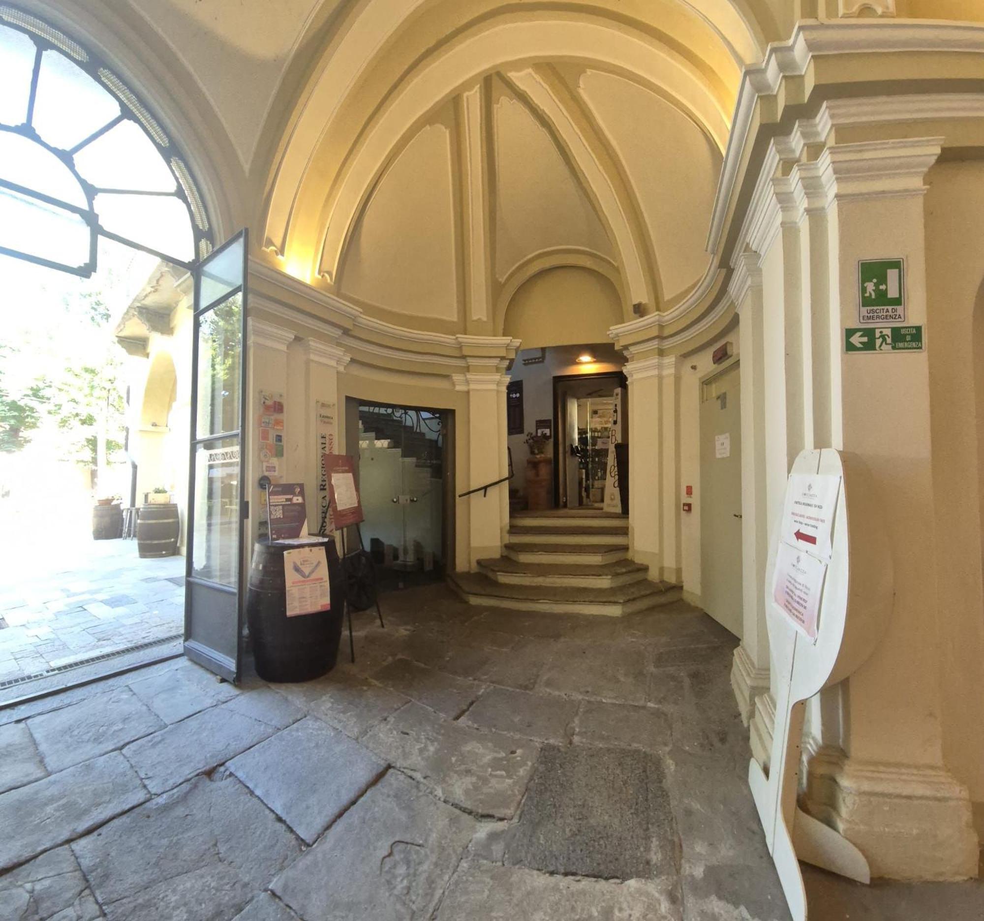 Nonnos Panorama Apartment Nizza Monferrato Luaran gambar
